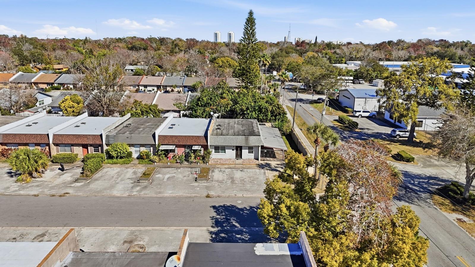 903 W MILLARD CT, DAYTONA BEACH, FL, 32117