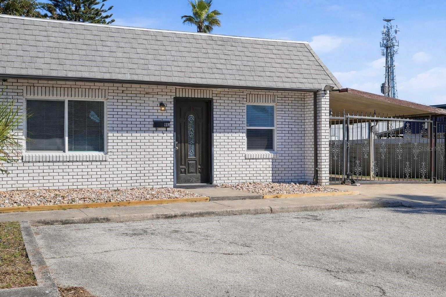 903 W MILLARD CT, DAYTONA BEACH, FL, 32117