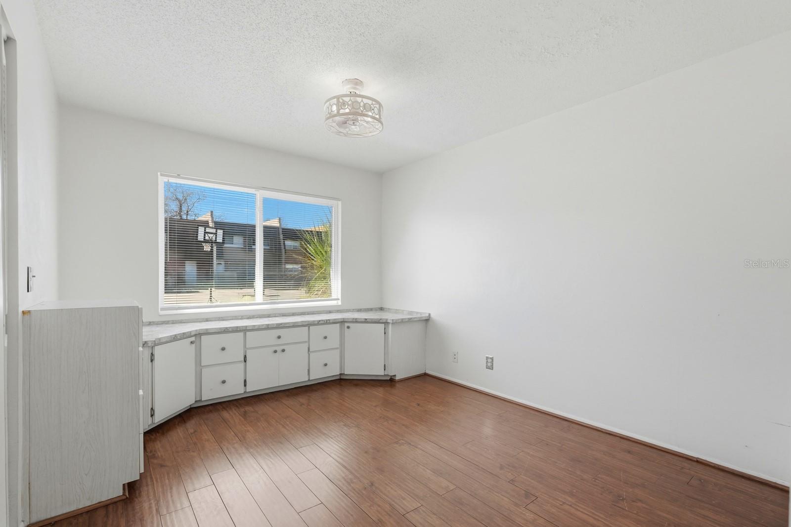 903 W MILLARD CT, DAYTONA BEACH, FL, 32117