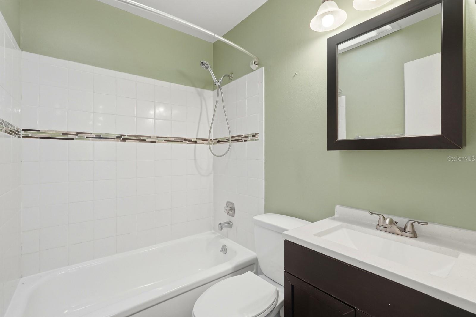 903 W MILLARD CT, DAYTONA BEACH, FL, 32117