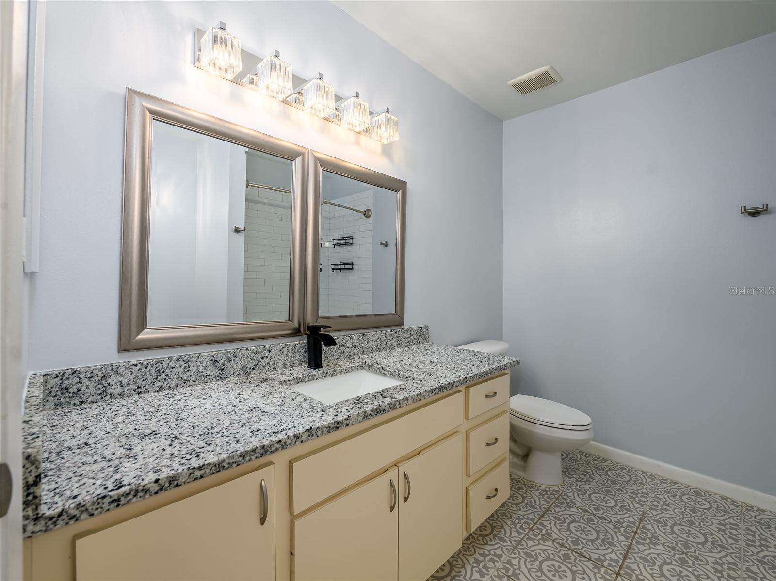 6304 GRAND BAHAMA CIR #D, TAMPA, FL, 33615