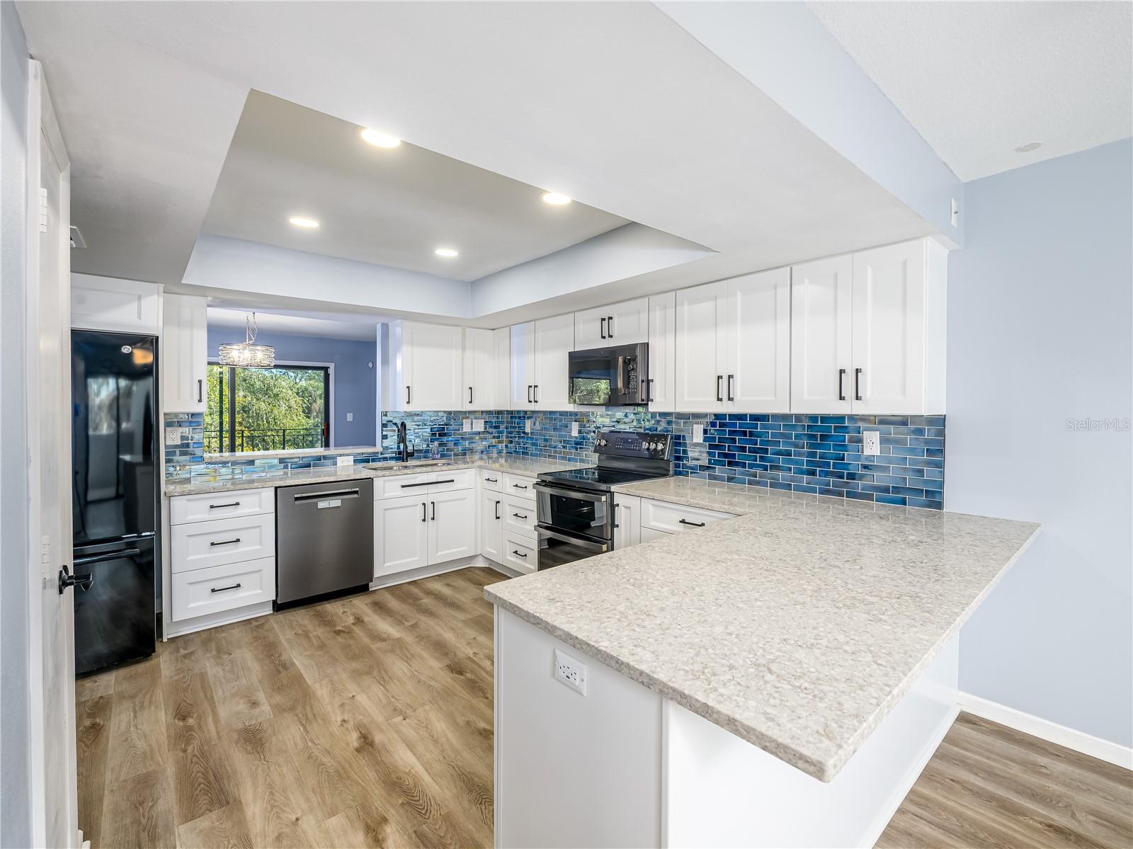 6304 GRAND BAHAMA CIR #D, TAMPA, FL, 33615