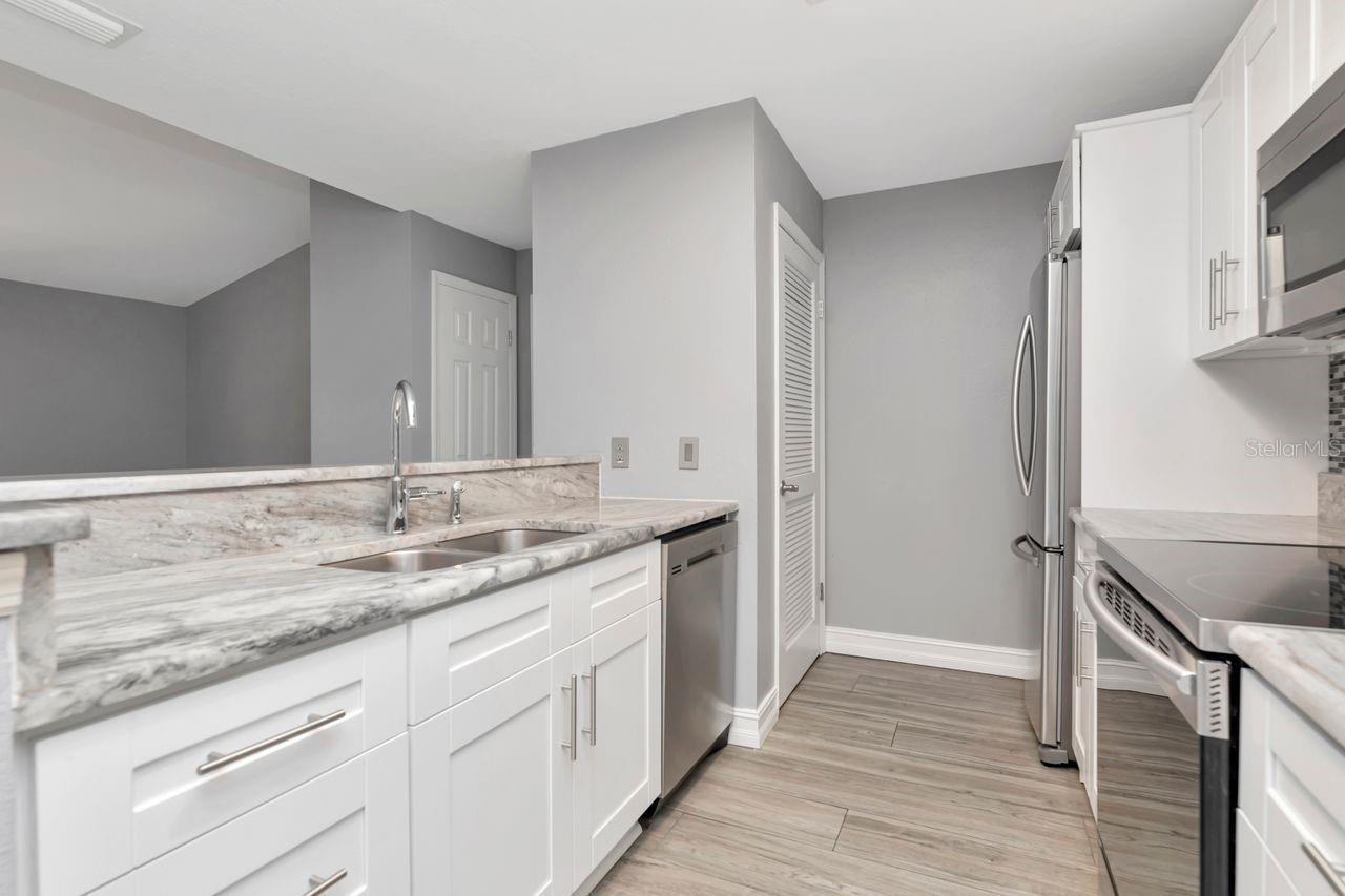 9481 HIGHLAND OAK DR #1506, TAMPA, FL, 33647