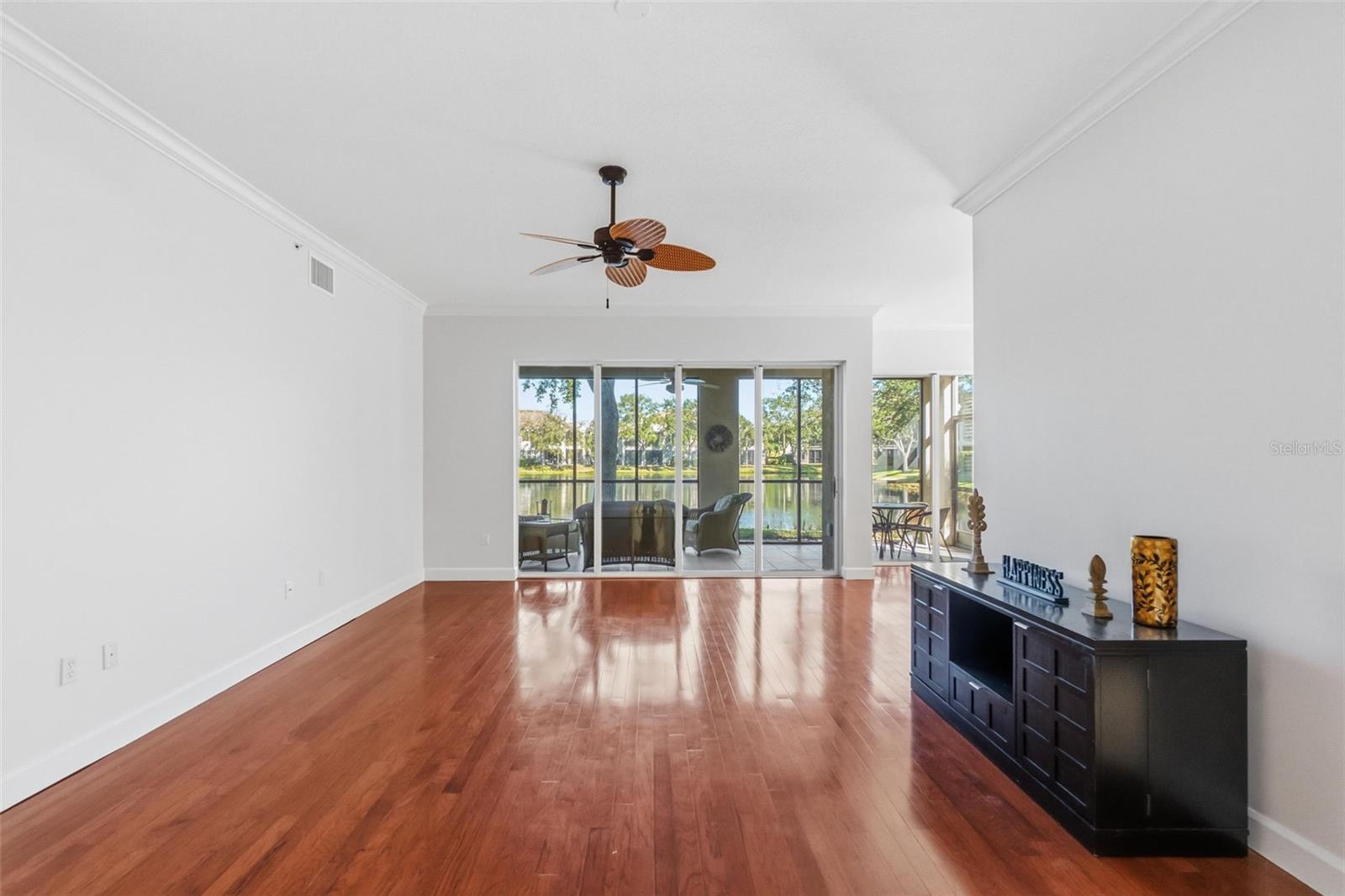 A4680309 Property Photo