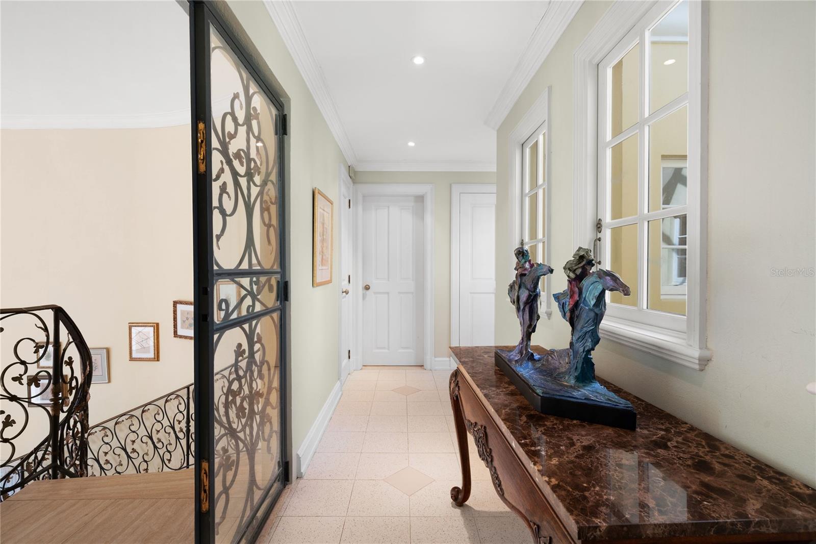 PR9118890 Property Photo