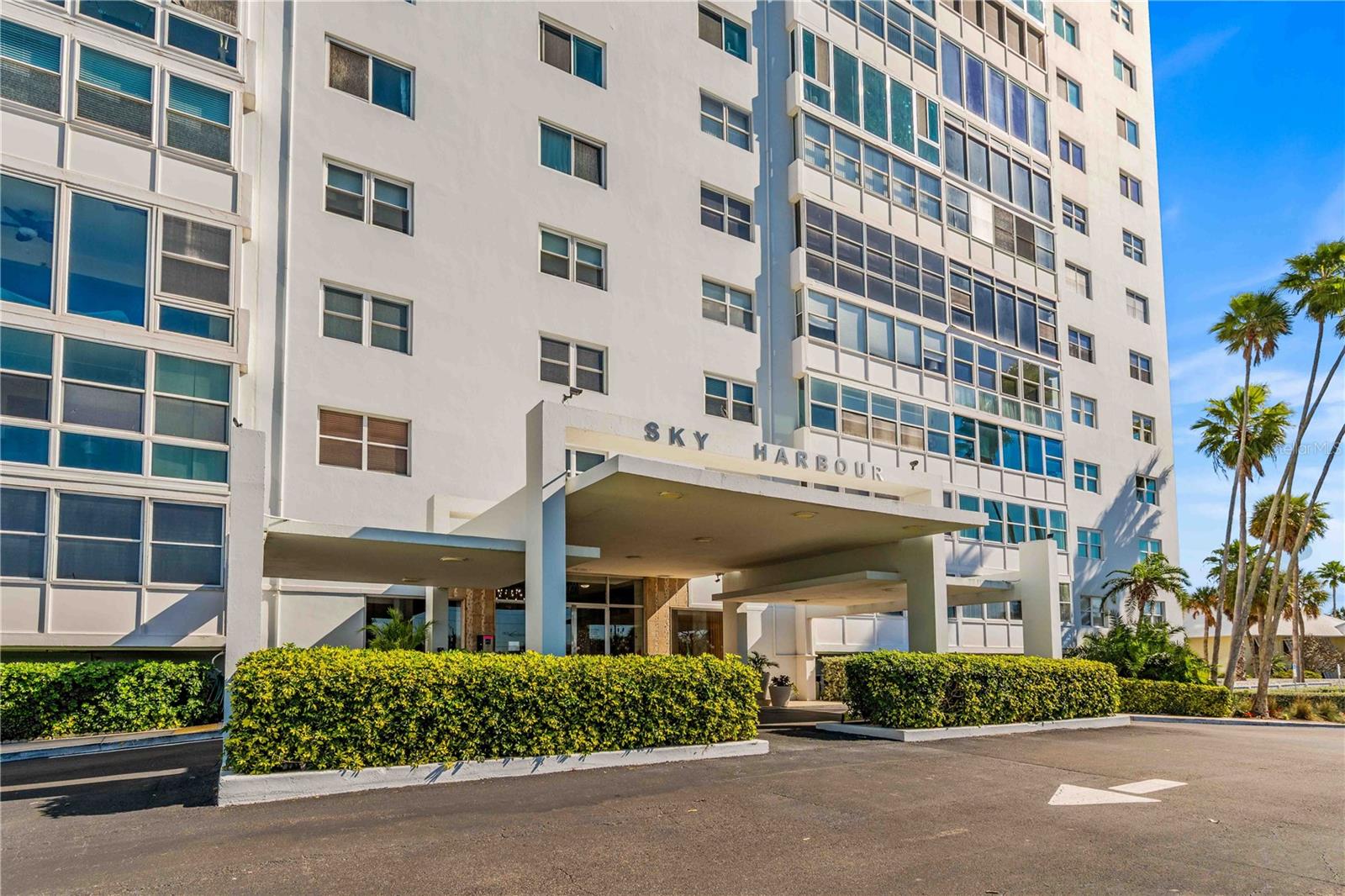 7200 SUNSHINE SKYWAY LN S #2A, ST PETERSBURG, FL, 33711