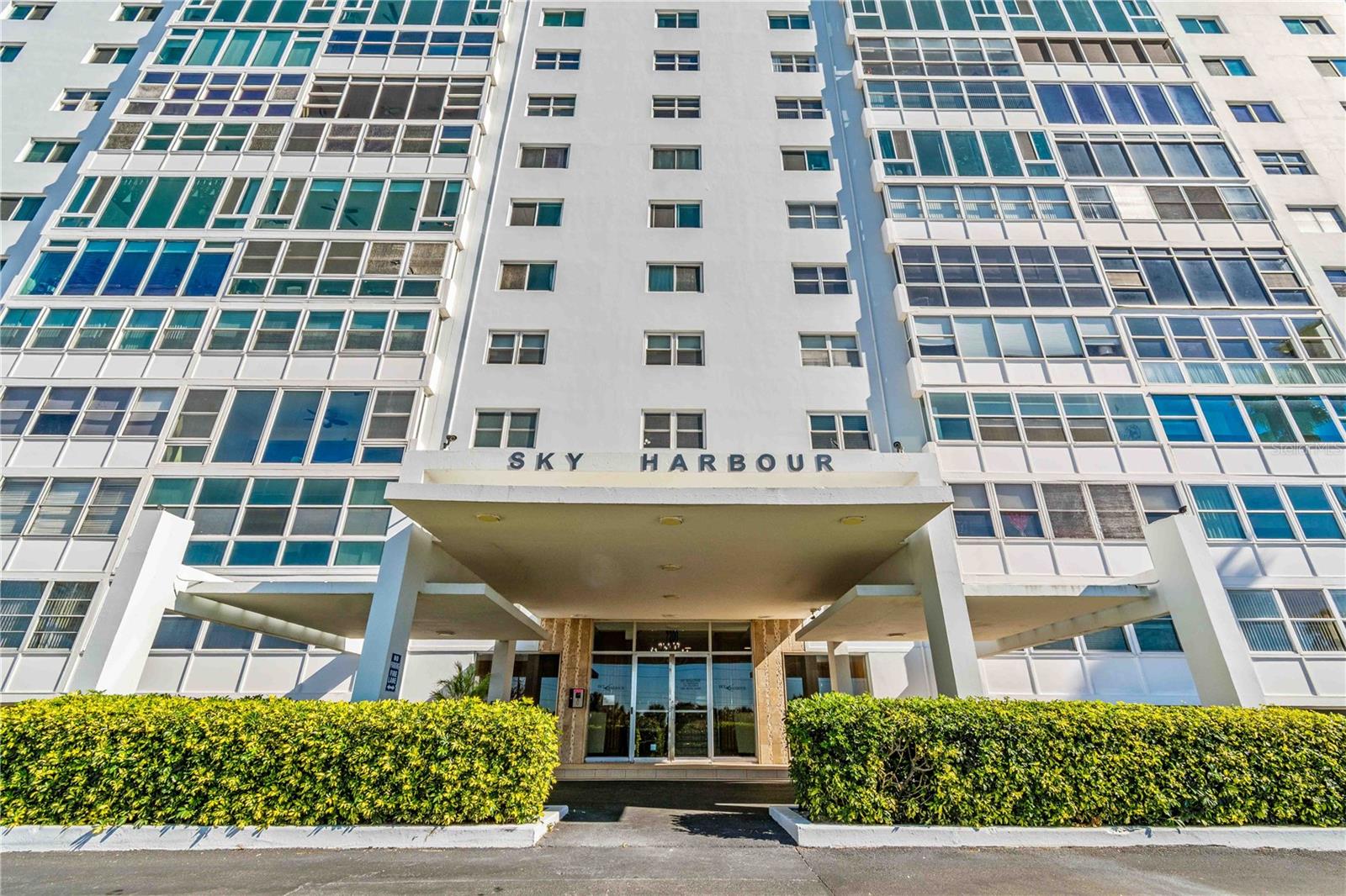 7200 SUNSHINE SKYWAY LN S #2A, ST PETERSBURG, FL, 33711