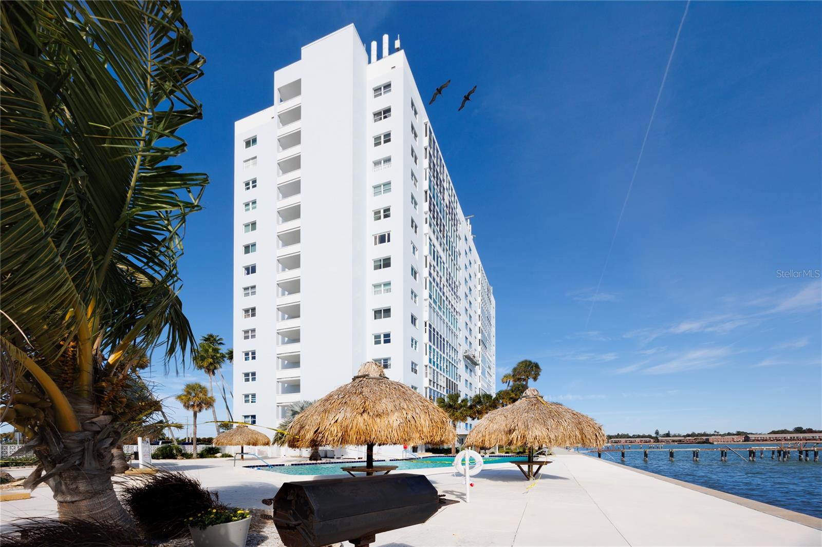 7200 SUNSHINE SKYWAY LN S #2A, ST PETERSBURG, FL, 33711