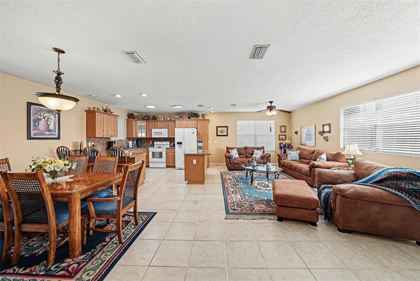 17511 EAGLE LN, LUTZ, FL, 33558