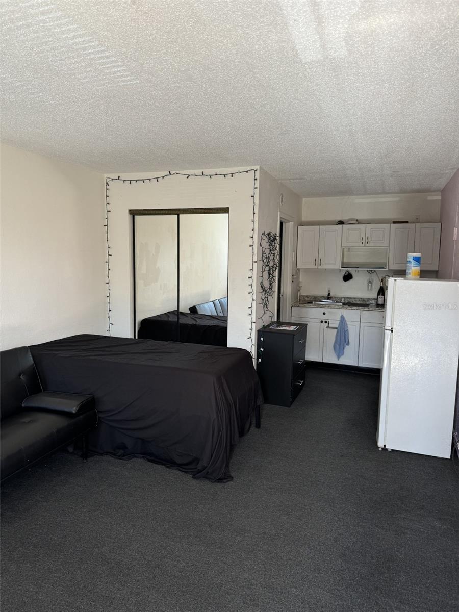 O6377894 Property Photo