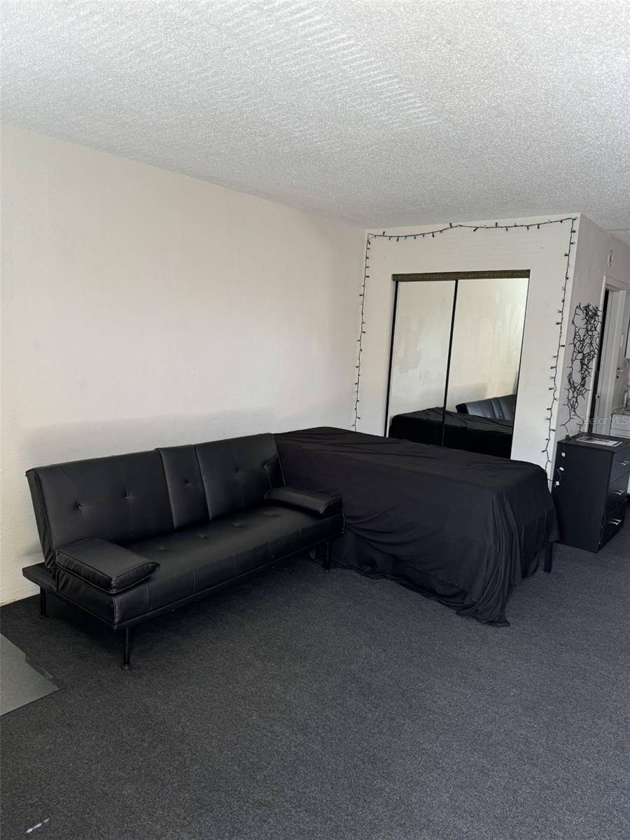 O6377894 Property Photo