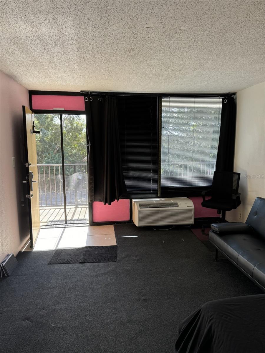 O6377894 Property Photo