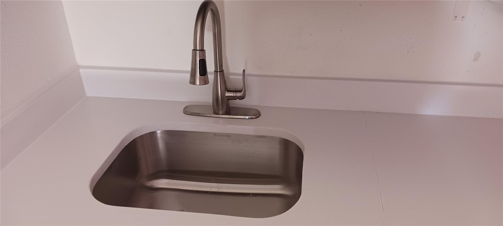 O6377894 Property Photo