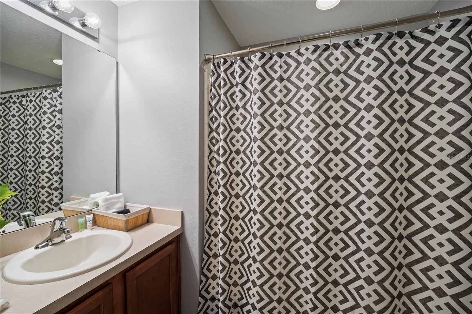 244 PALOMA DR, DAVENPORT, FL, 33837