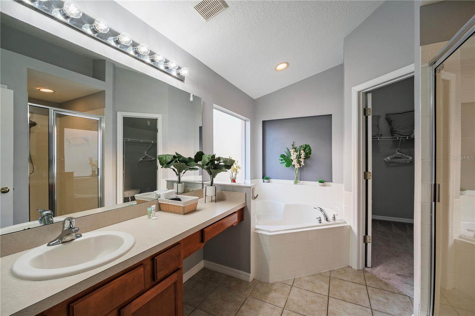 244 PALOMA DR, DAVENPORT, FL, 33837