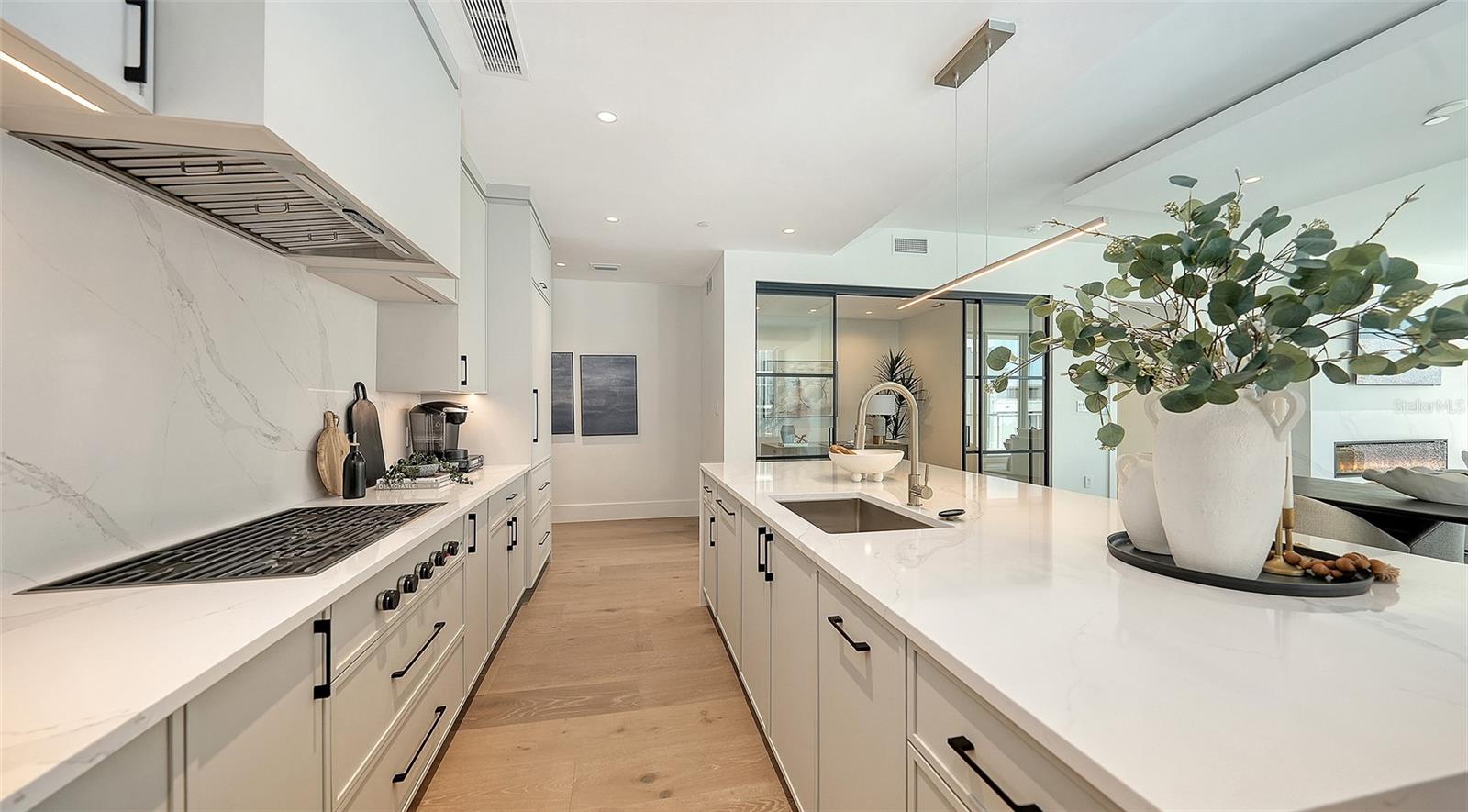 A4680332 Property Photo