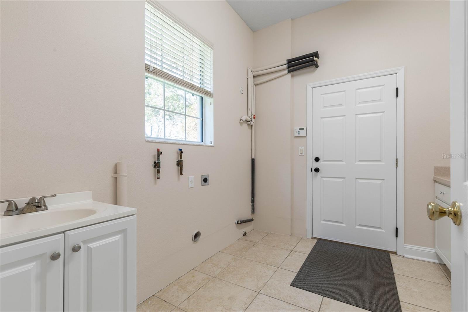 35 ACCLAIM AT LIONSPAW, DAYTONA BEACH, FL, 32124