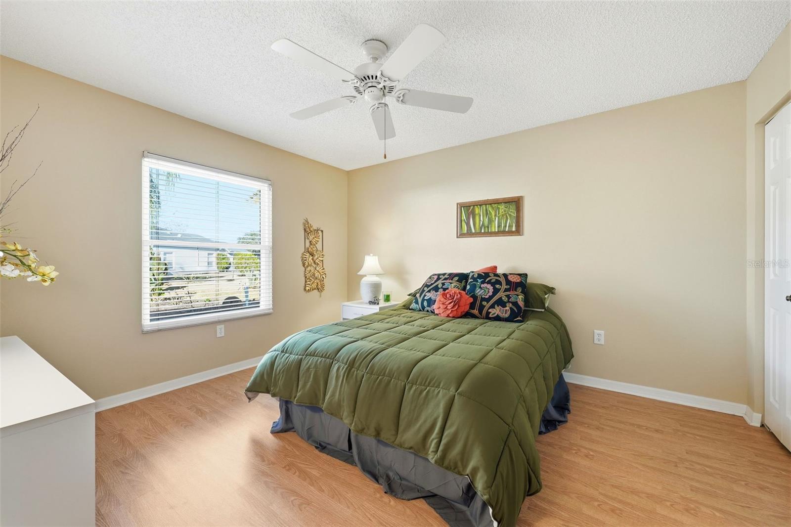 1145 MEADOWBEND DR, LEESBURG, FL, 34748