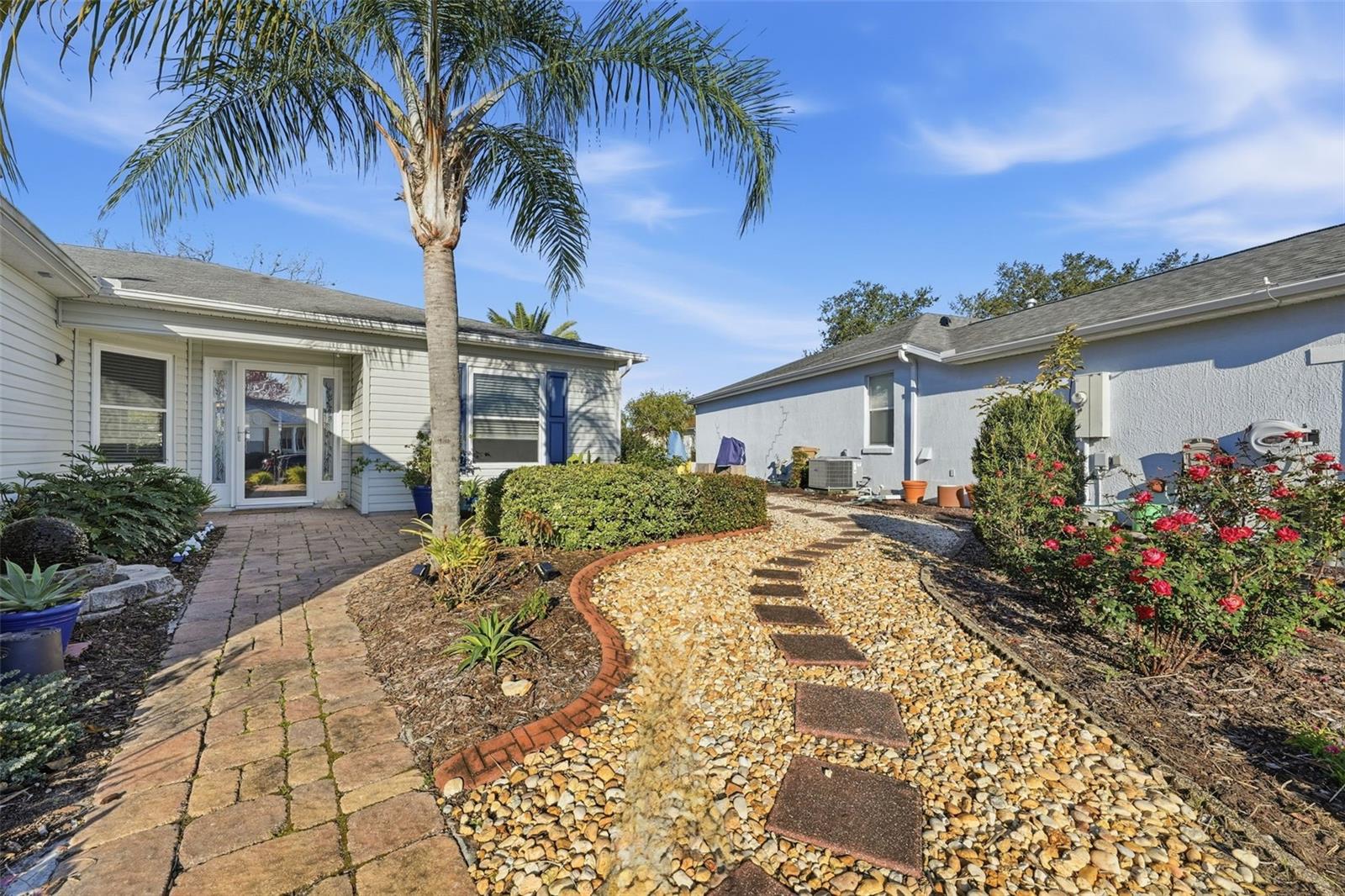 1145 MEADOWBEND DR, LEESBURG, FL, 34748