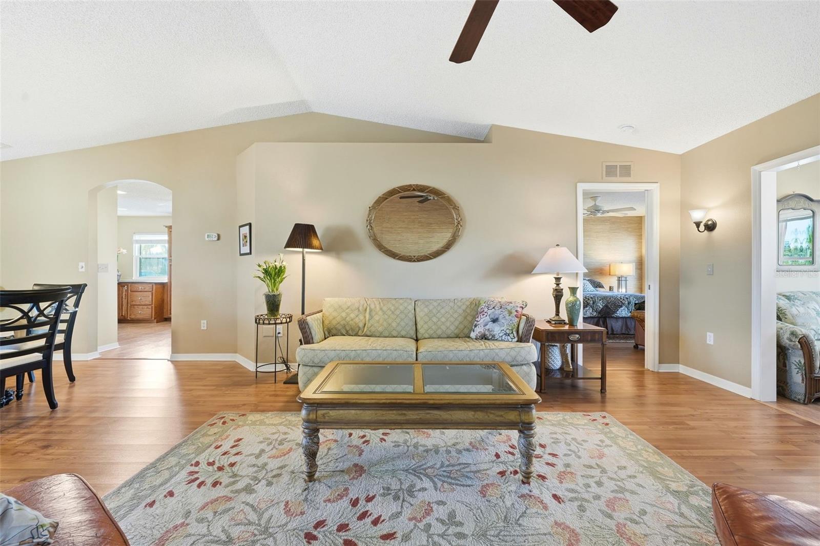 1145 MEADOWBEND DR, LEESBURG, FL, 34748