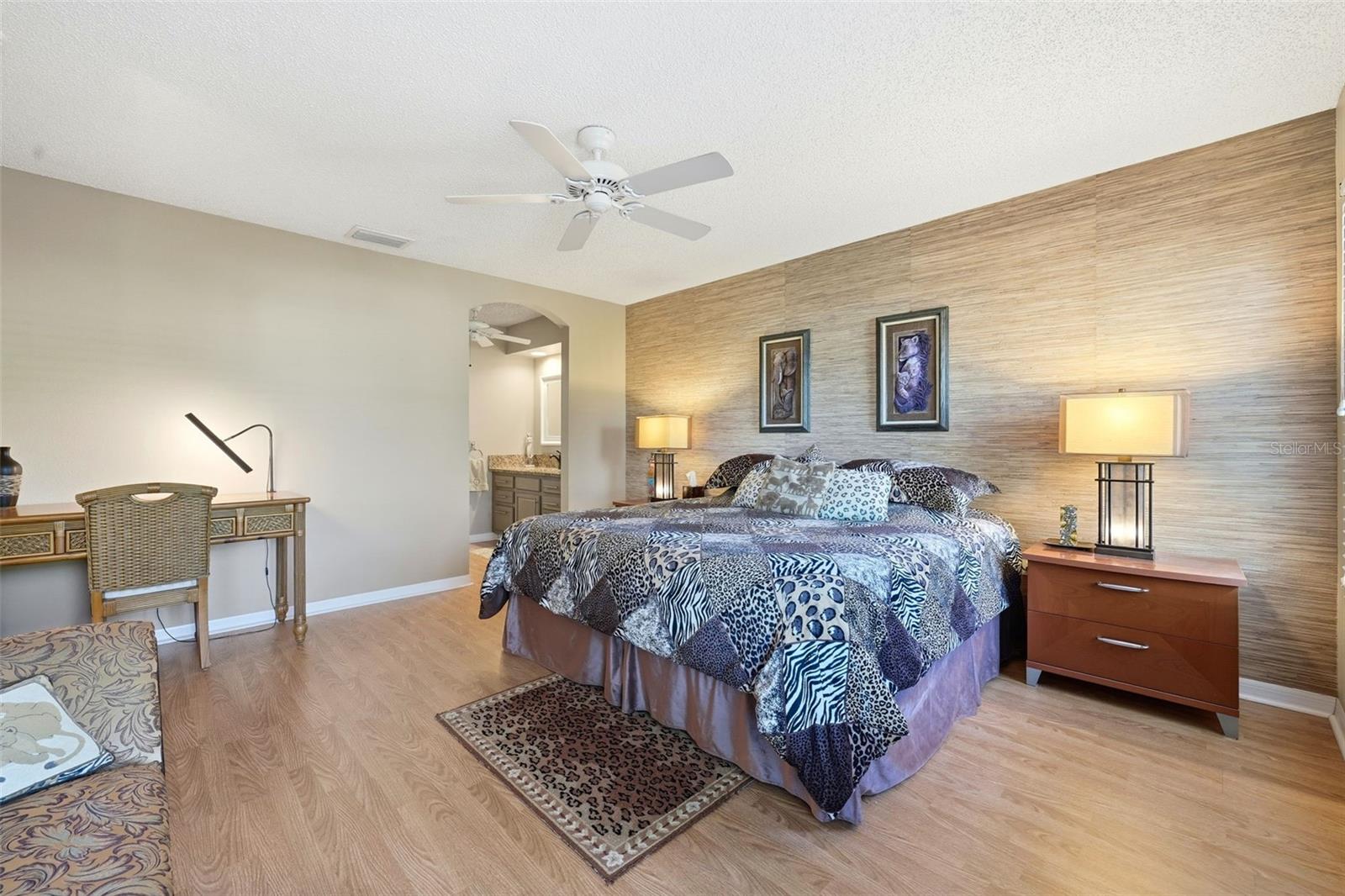 1145 MEADOWBEND DR, LEESBURG, FL, 34748