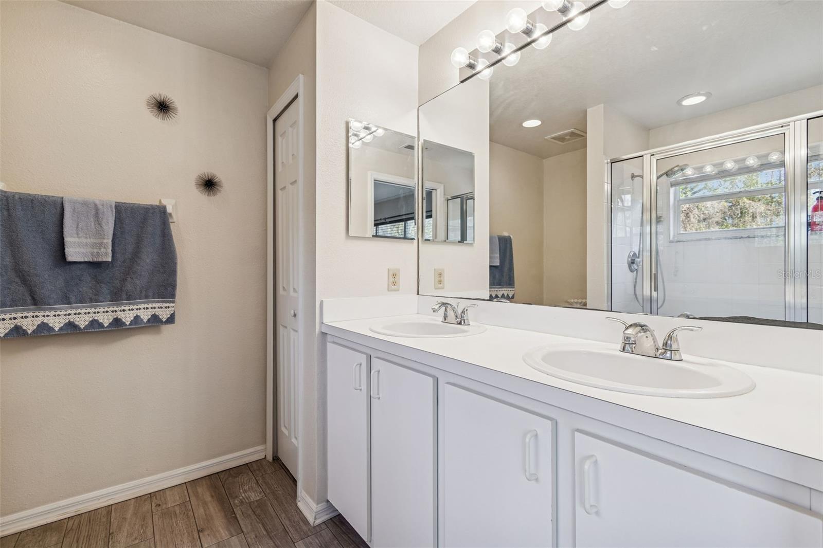 8809 CASABLANCA WAY, TAMPA, FL, 33626