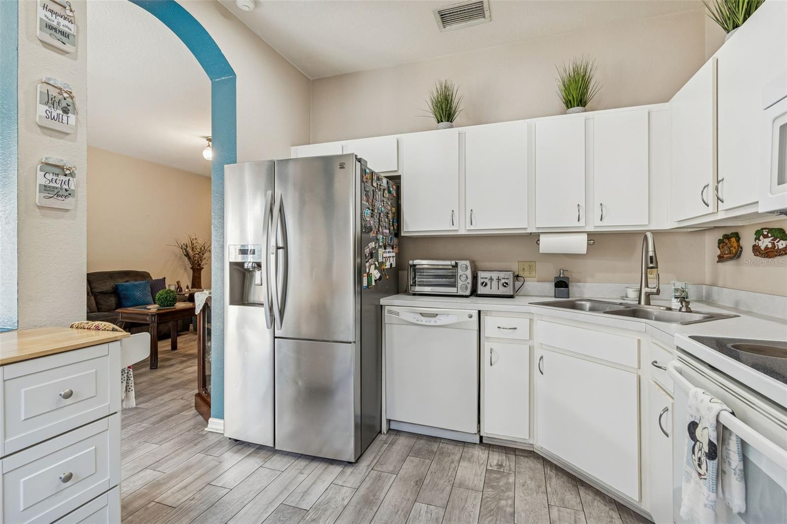 8809 CASABLANCA WAY, TAMPA, FL, 33626