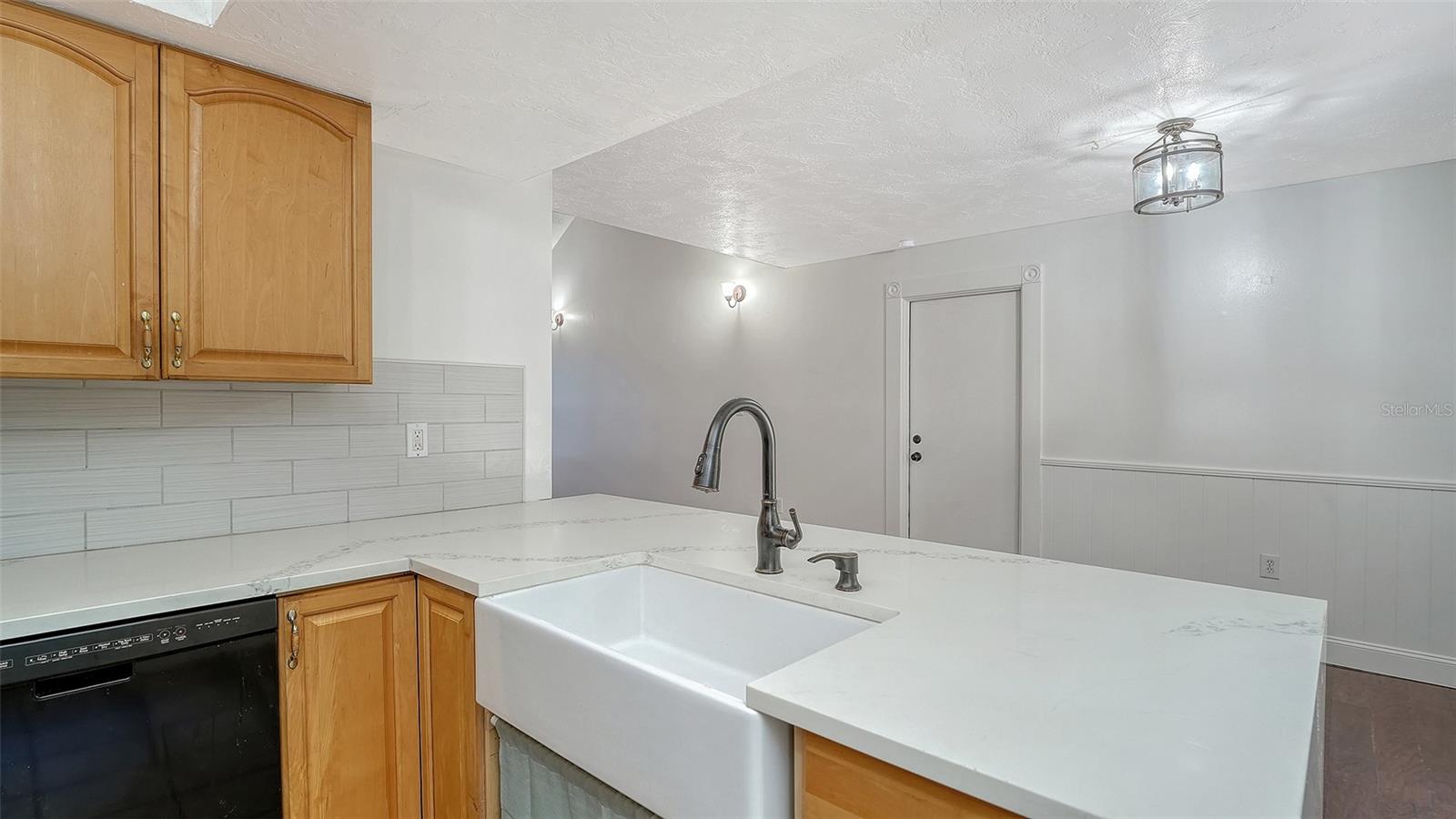 4920 DELMONTE AVE, SARASOTA, FL, 34235