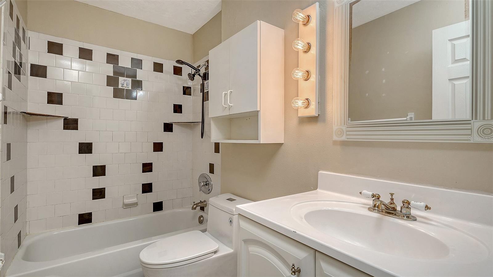 4920 DELMONTE AVE, SARASOTA, FL, 34235