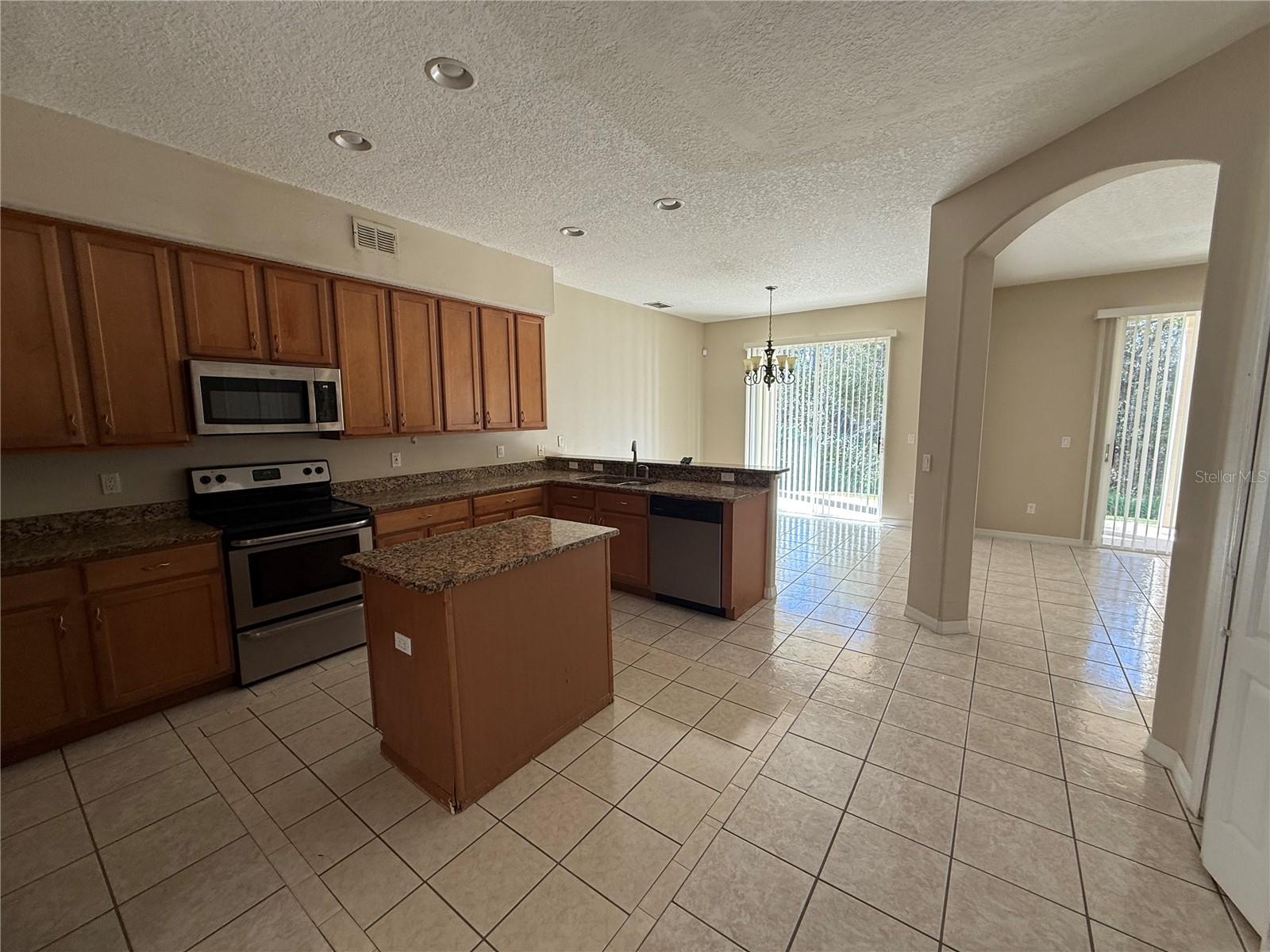 2640 GROVE VIEW DR, WINTER GARDEN, FL, 34787