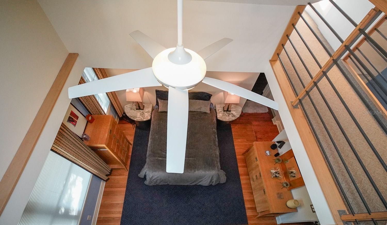 115 21ST AVE NE, ST PETERSBURG, FL, 33704