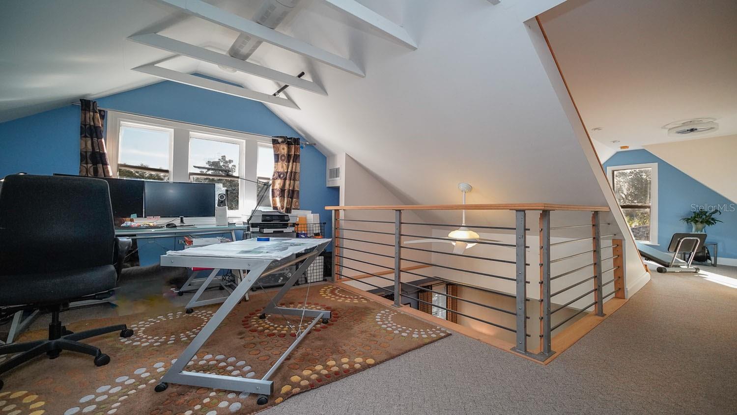 115 21ST AVE NE, ST PETERSBURG, FL, 33704