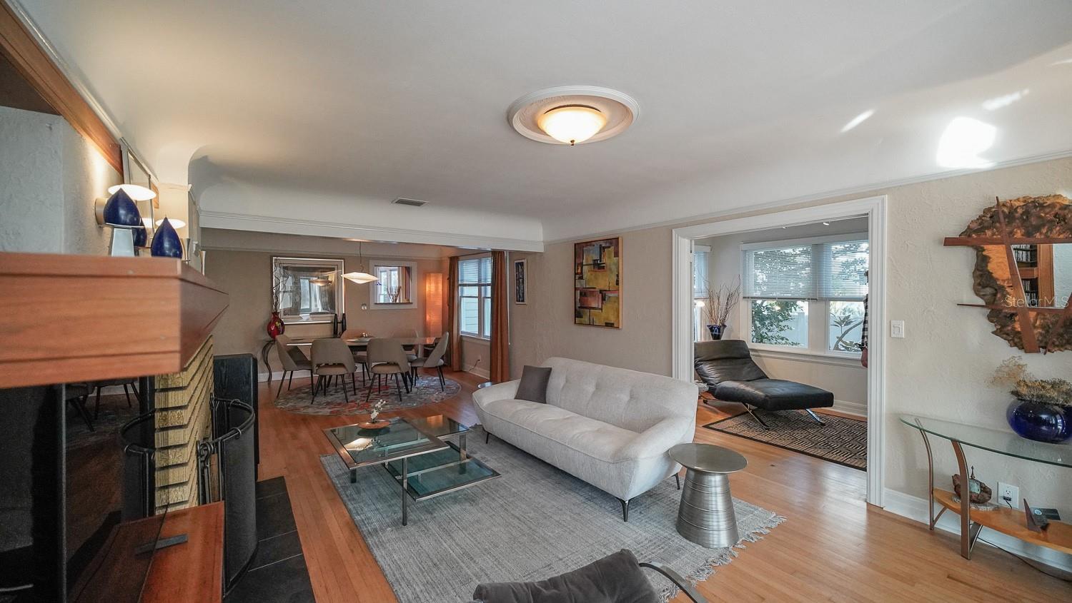 115 21ST AVE NE, ST PETERSBURG, FL, 33704