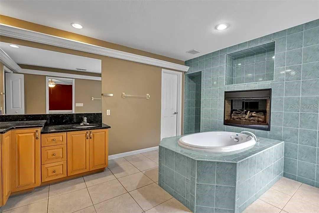 18236 MACEK RD, WEEKI WACHEE, FL, 34614