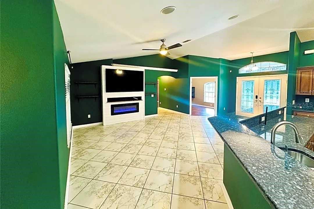 18236 MACEK RD, WEEKI WACHEE, FL, 34614