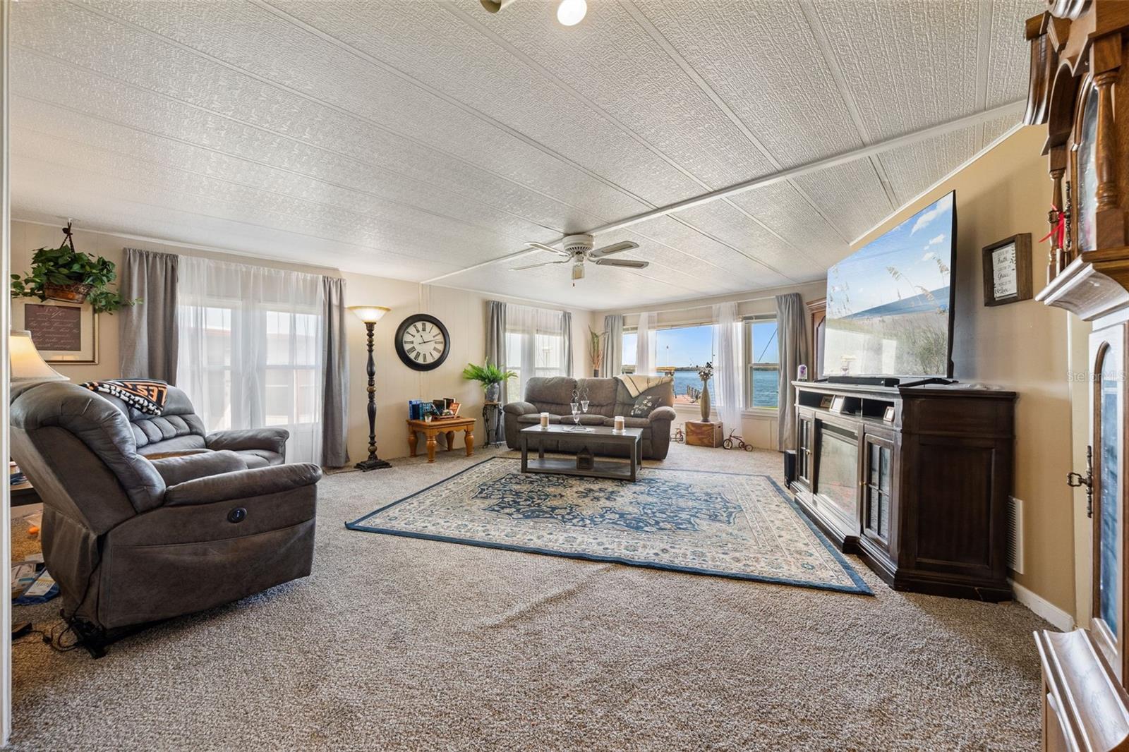 121 BONNIE DR, AUBURNDALE, FL, 33823