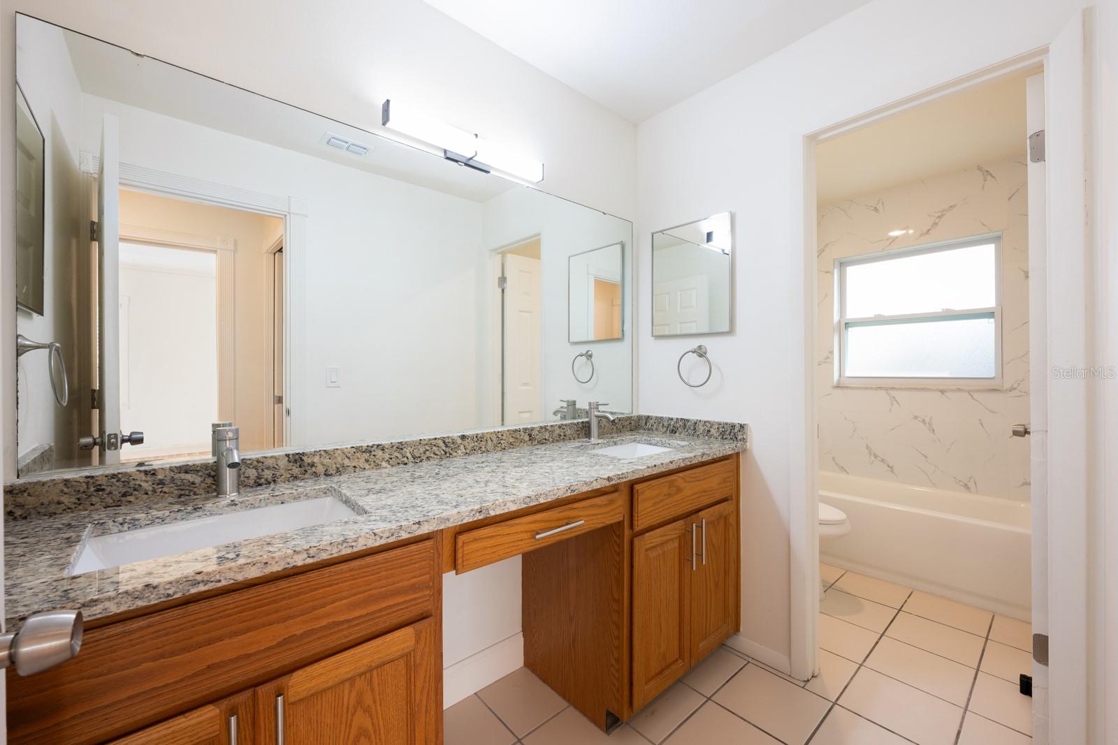 1236 RUSSELL DR, OCOEE, FL, 34761