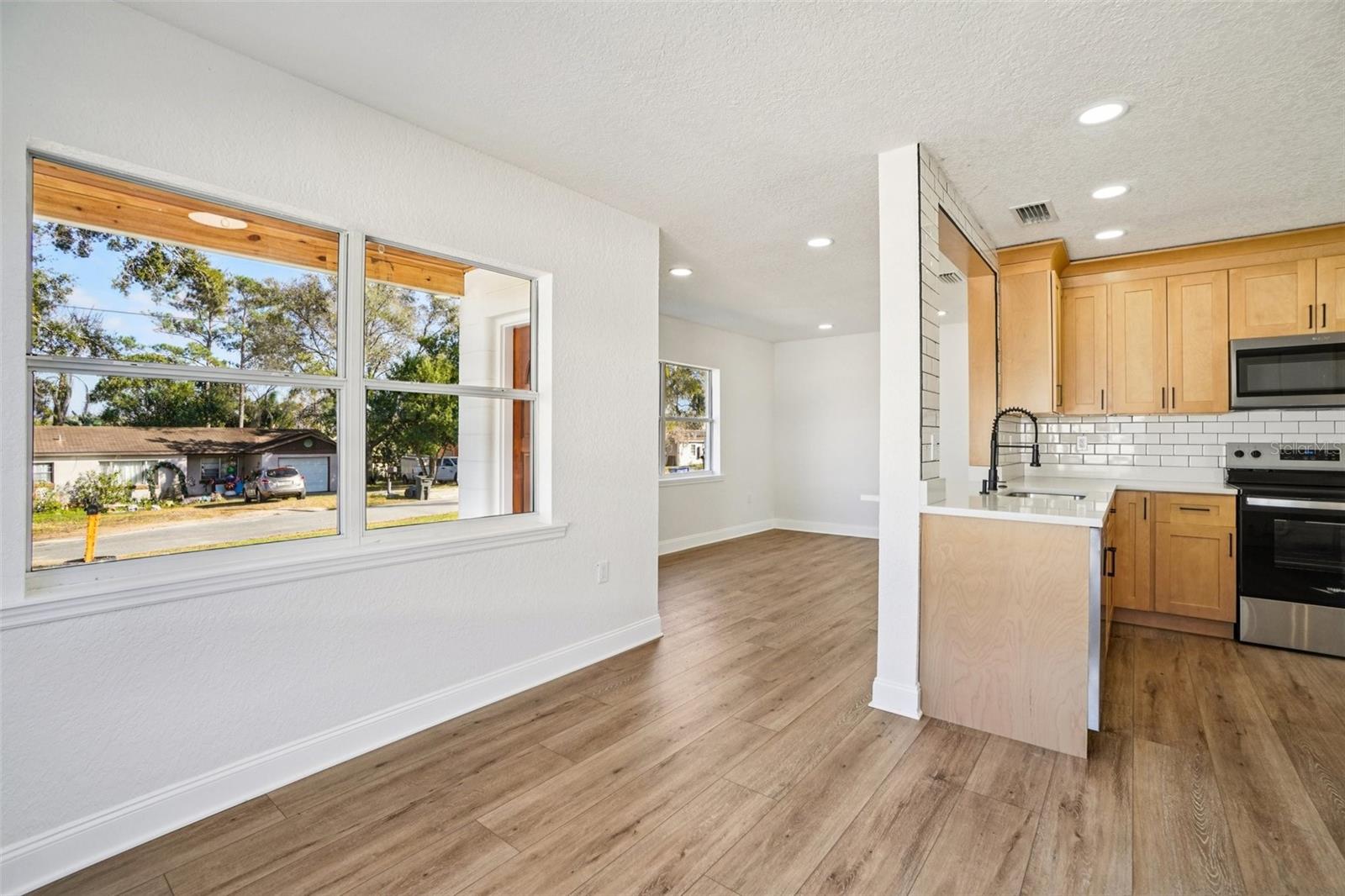 13929 2ND ST, DADE CITY, FL, 33525