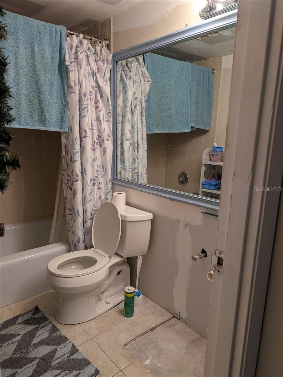 2763 WOODGATE LN #201, SARASOTA, FL, 34231