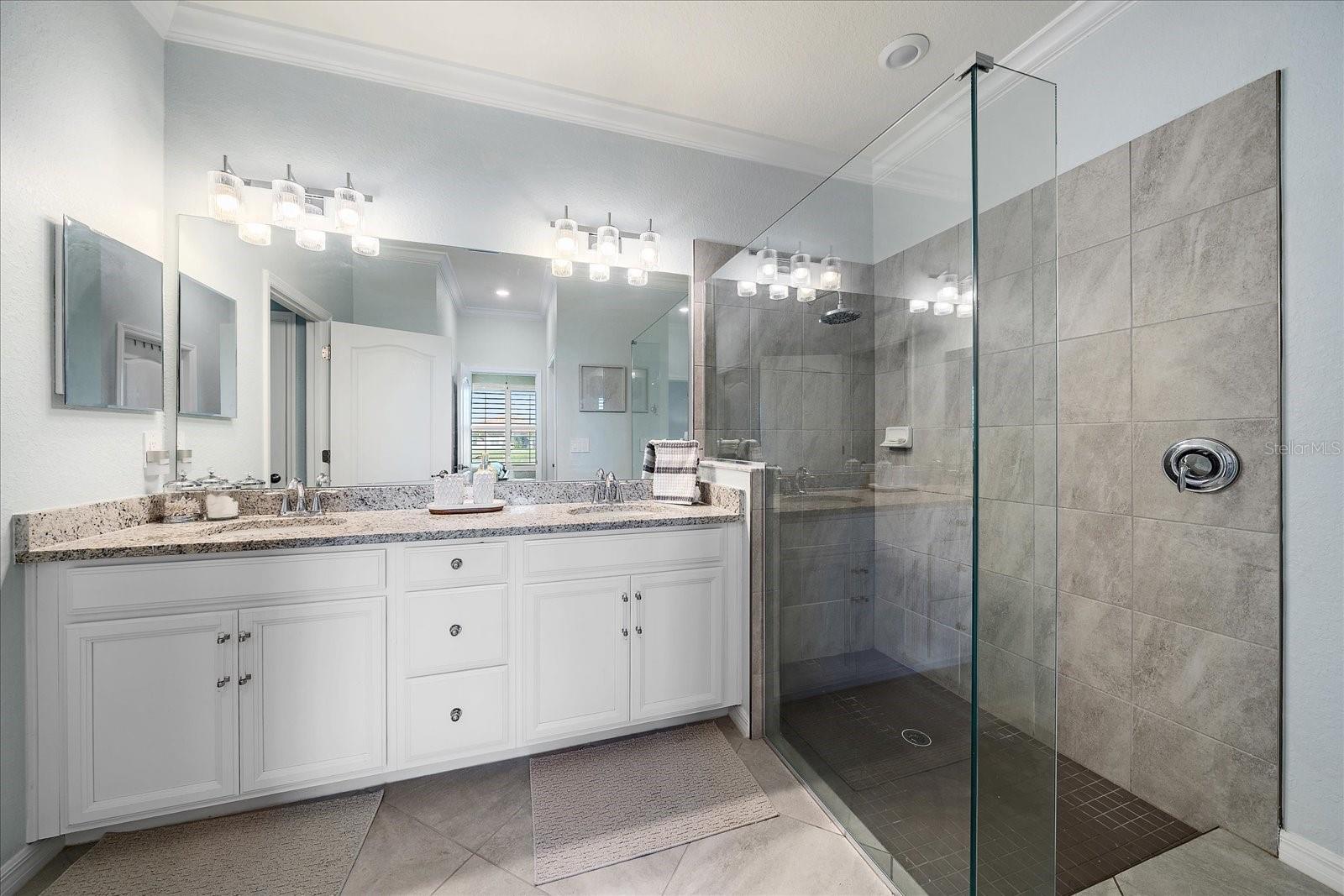 2520 AVOLET CT, BRADENTON, FL, 34211