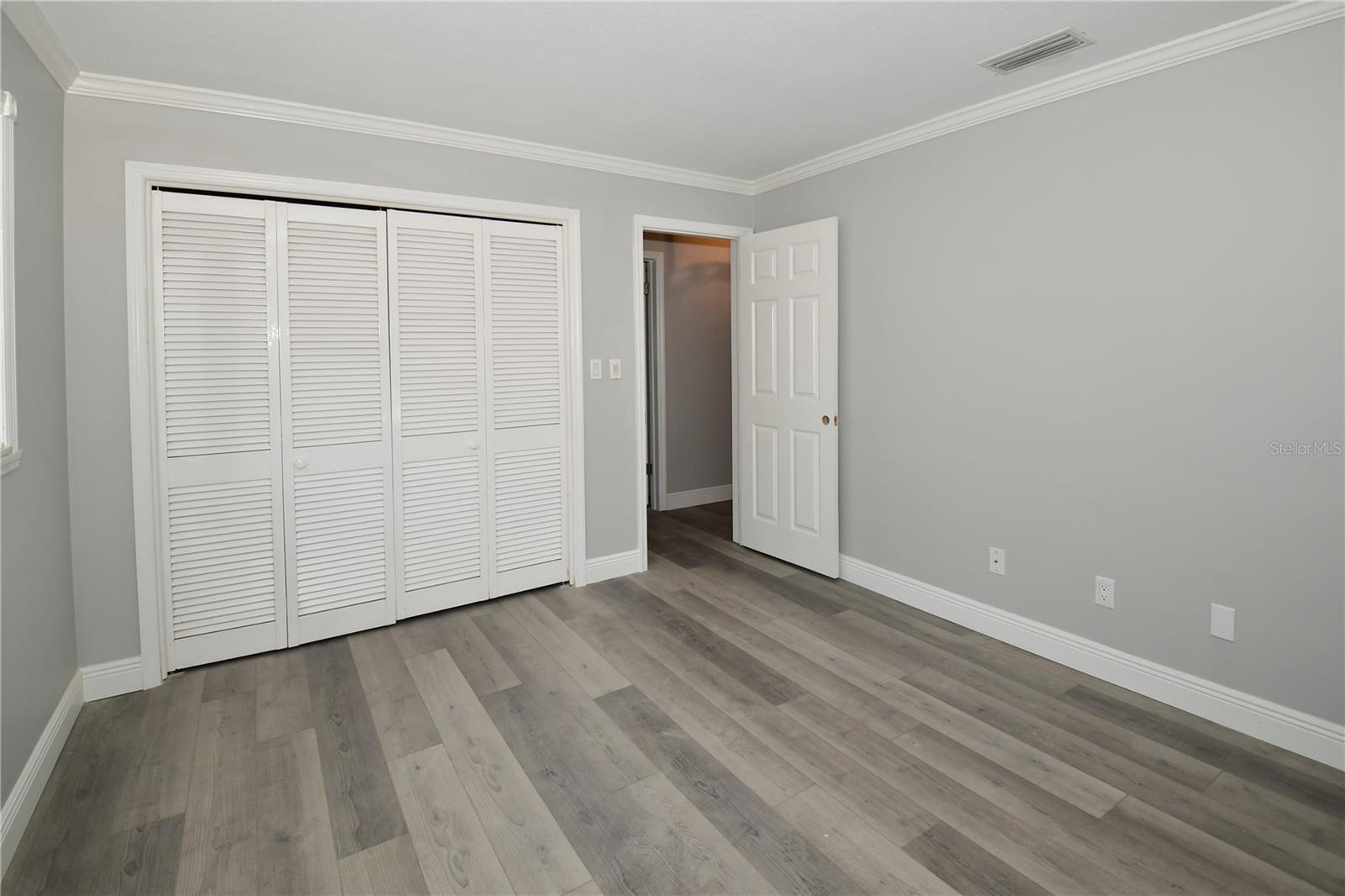 6690 BURNING TREE DR, SEMINOLE, FL, 33777