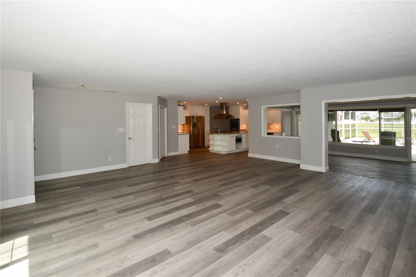 6690 BURNING TREE DR, SEMINOLE, FL, 33777