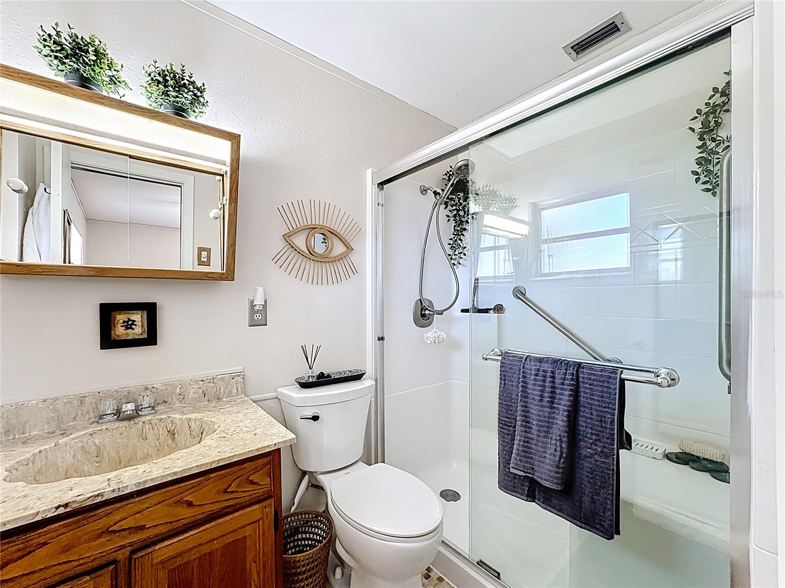 220 E LAWSON DR, AUBURNDALE, FL, 33823