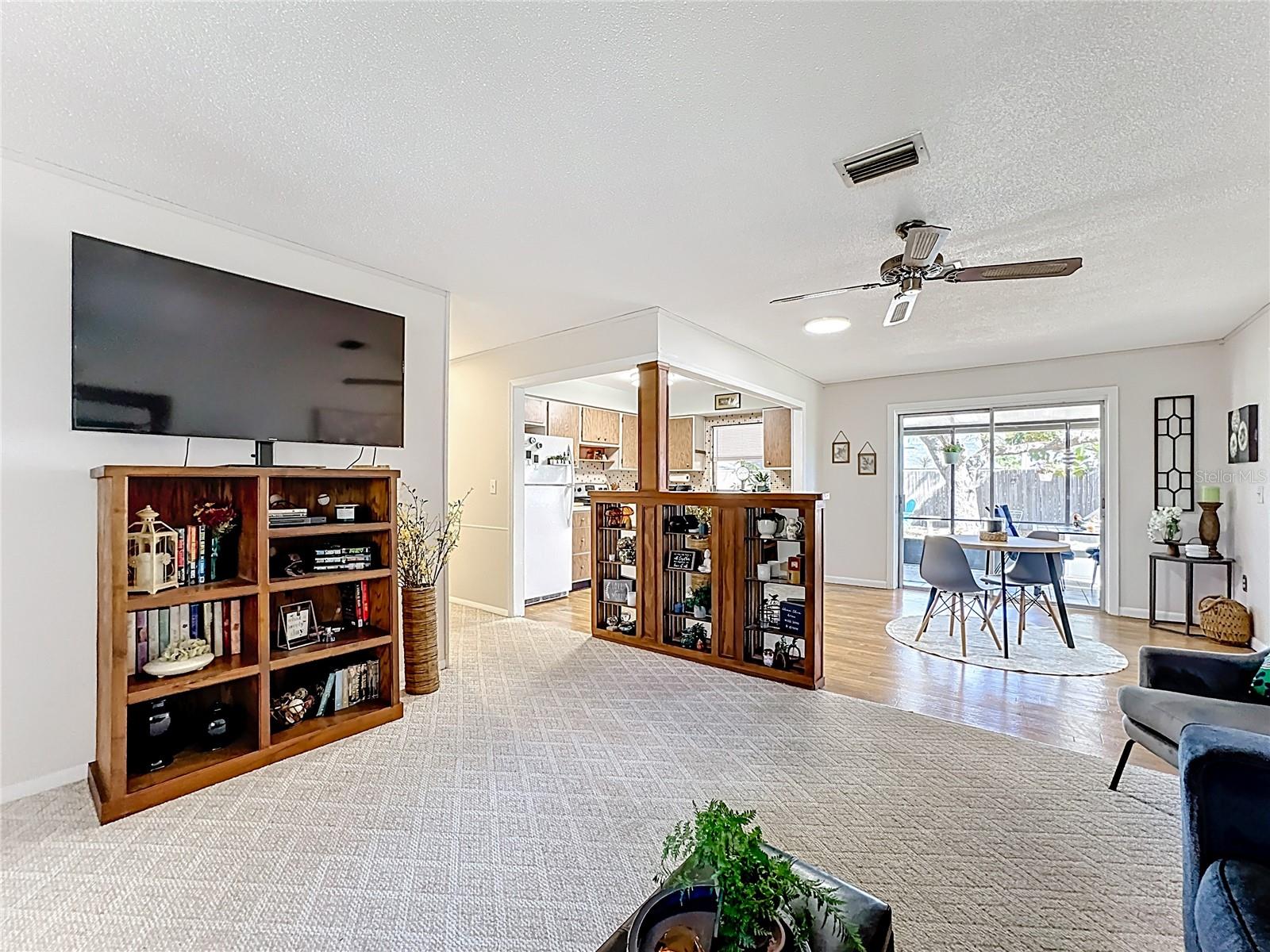 220 E LAWSON DR, AUBURNDALE, FL, 33823