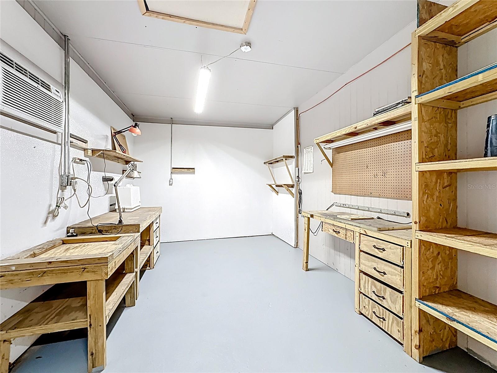 220 E LAWSON DR, AUBURNDALE, FL, 33823