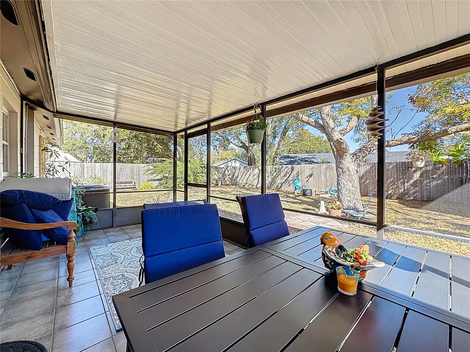 220 E LAWSON DR, AUBURNDALE, FL, 33823