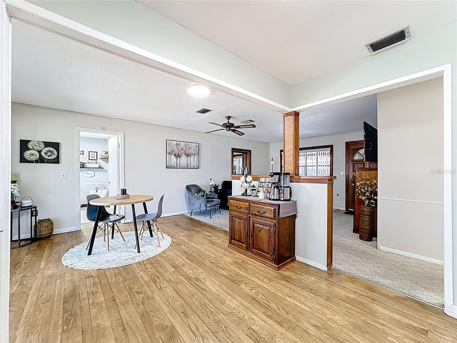 220 E LAWSON DR, AUBURNDALE, FL, 33823