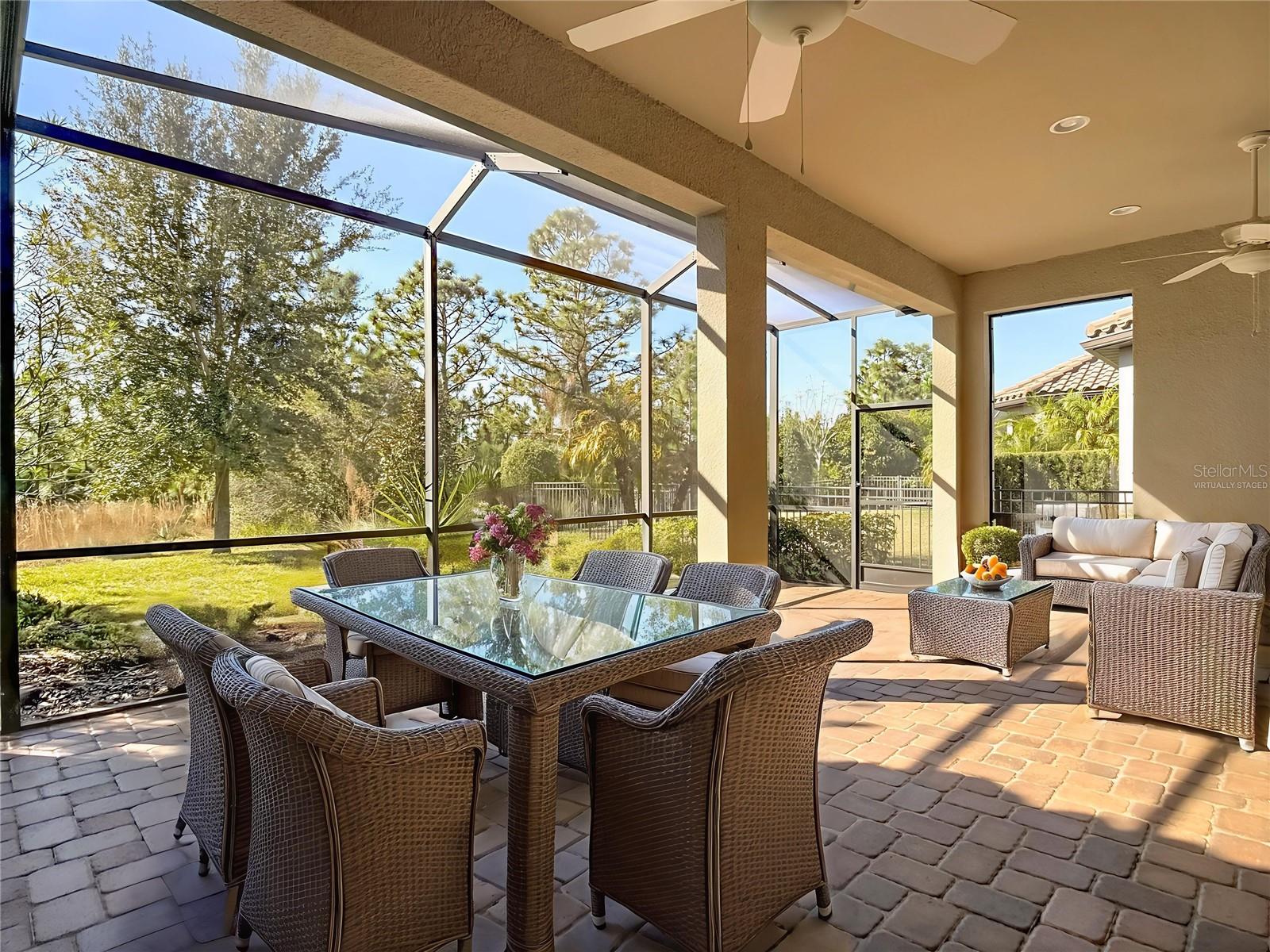 8613 GRAND ALBERATO RD, TAMPA, FL, 33647