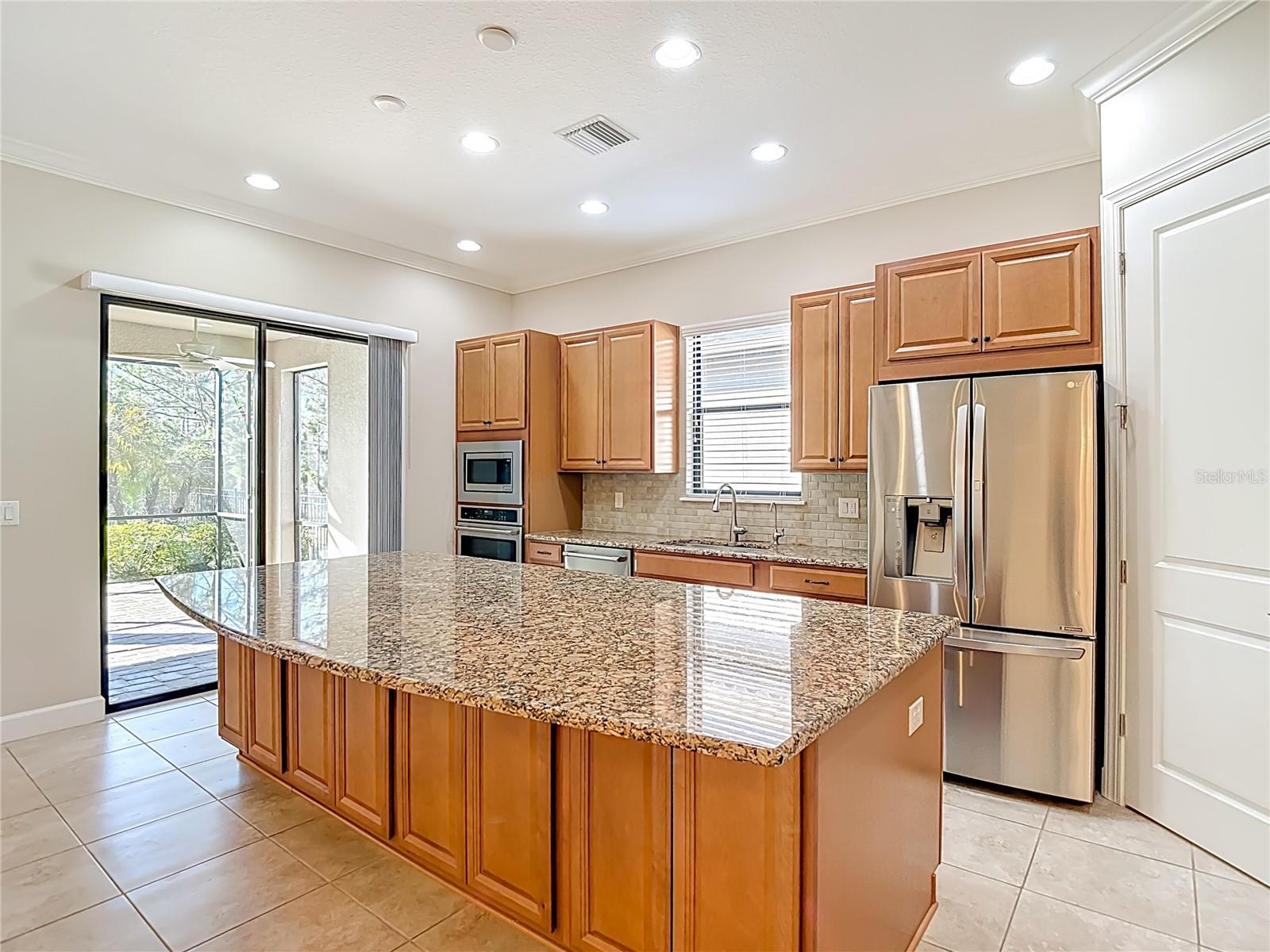 8613 GRAND ALBERATO RD, TAMPA, FL, 33647