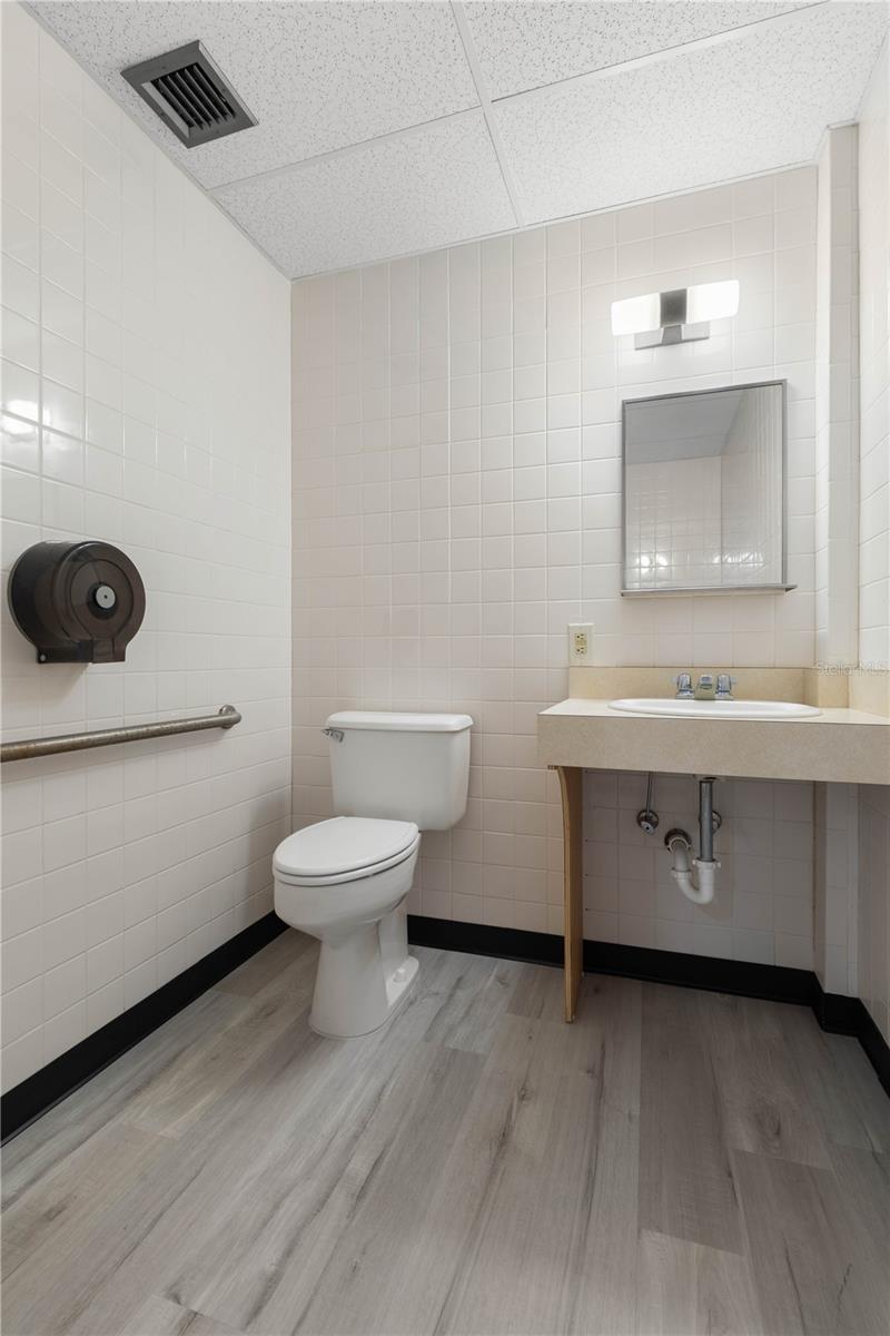 28 OFFICE PARK DR, PALM COAST, FL, 32137